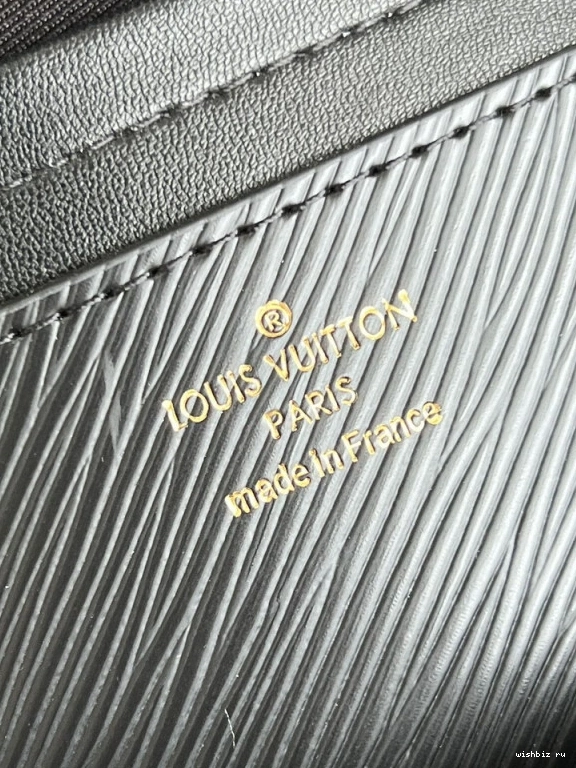 WIS TWIST LOUIS MM VUITTON 0719